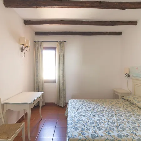Aparthotel White