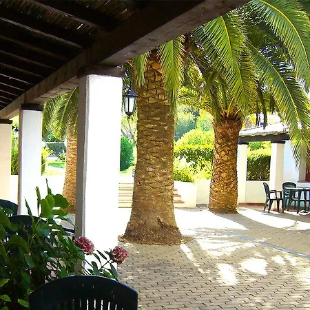 White 4* Murta Maria