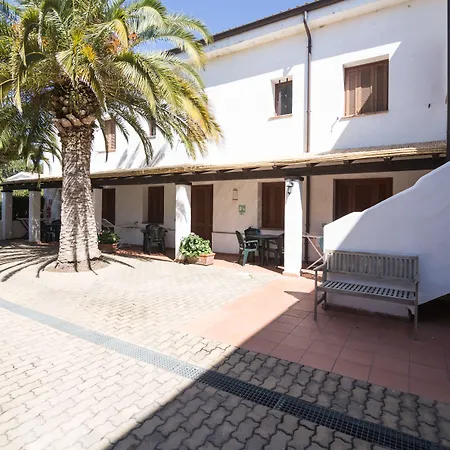 Aparthotel White