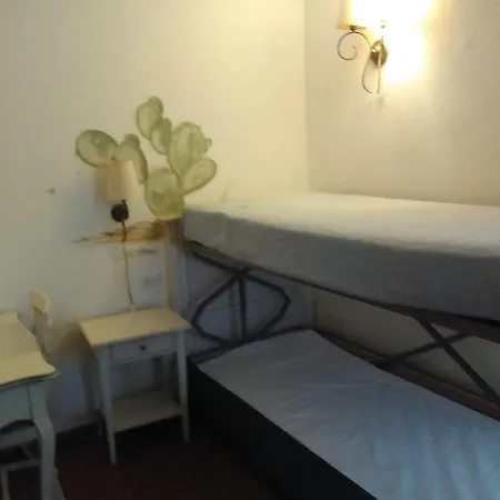 Aparthotel White 3*