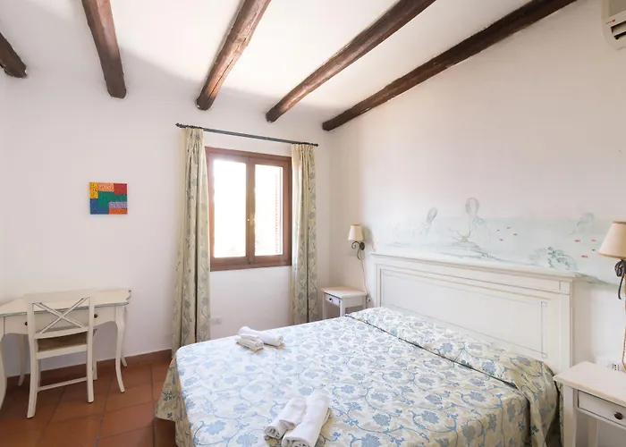 White Murta Maria